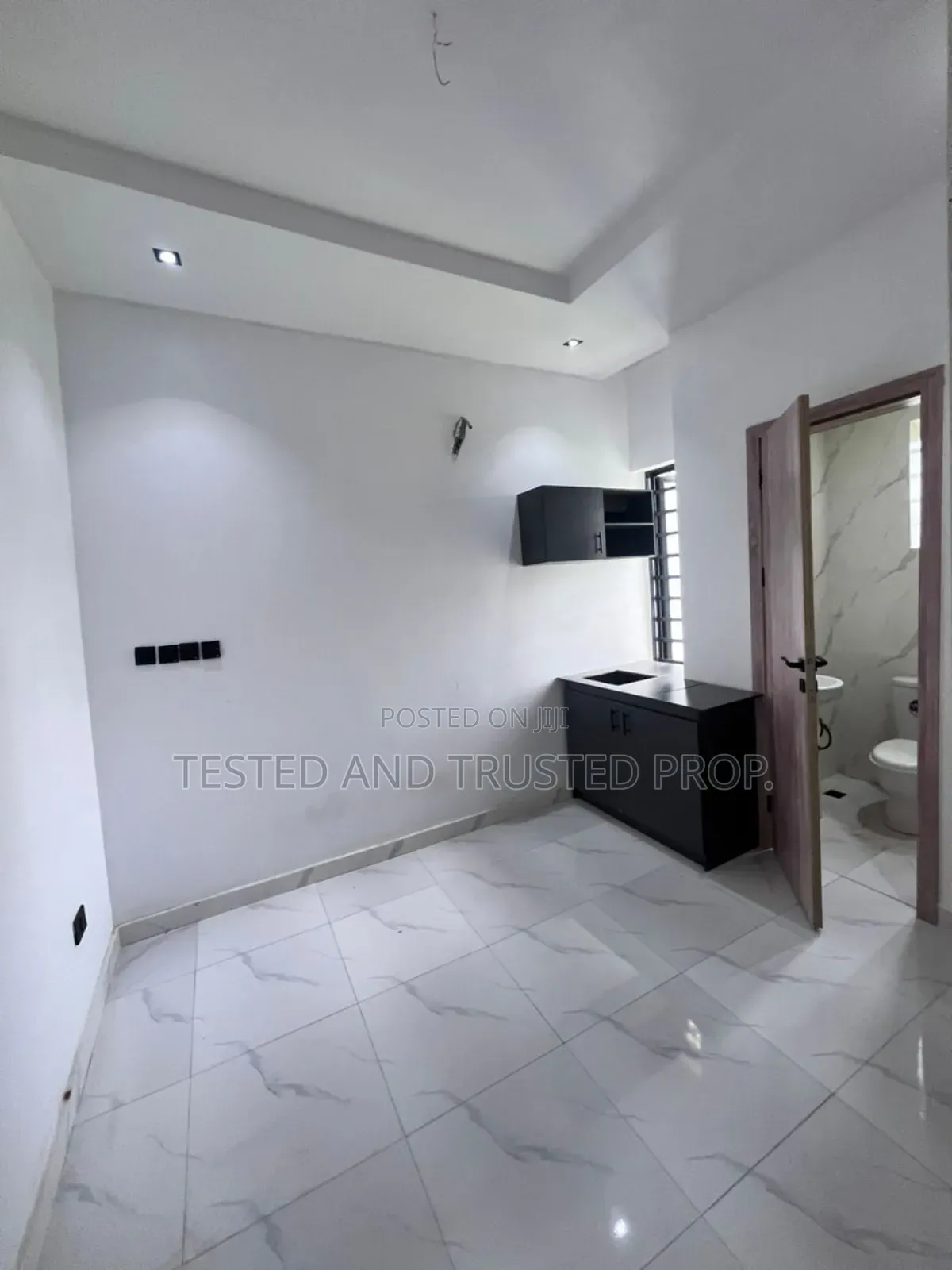 Studio Apartment in Lekki County Homes, Ikota for rent in Ikota