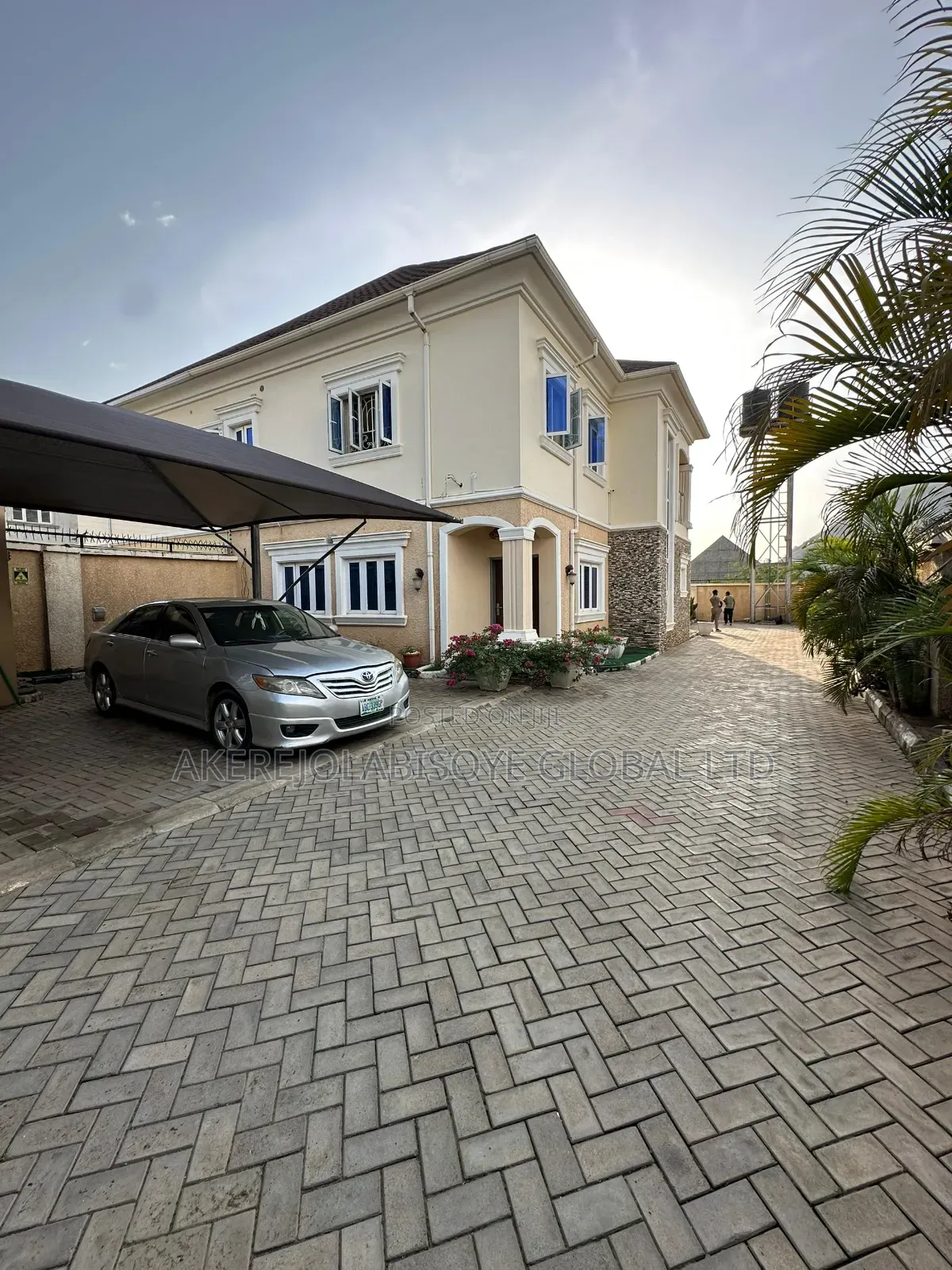 4bdrm Duplex in In An Estate, Life Camp for rent in Life Camp