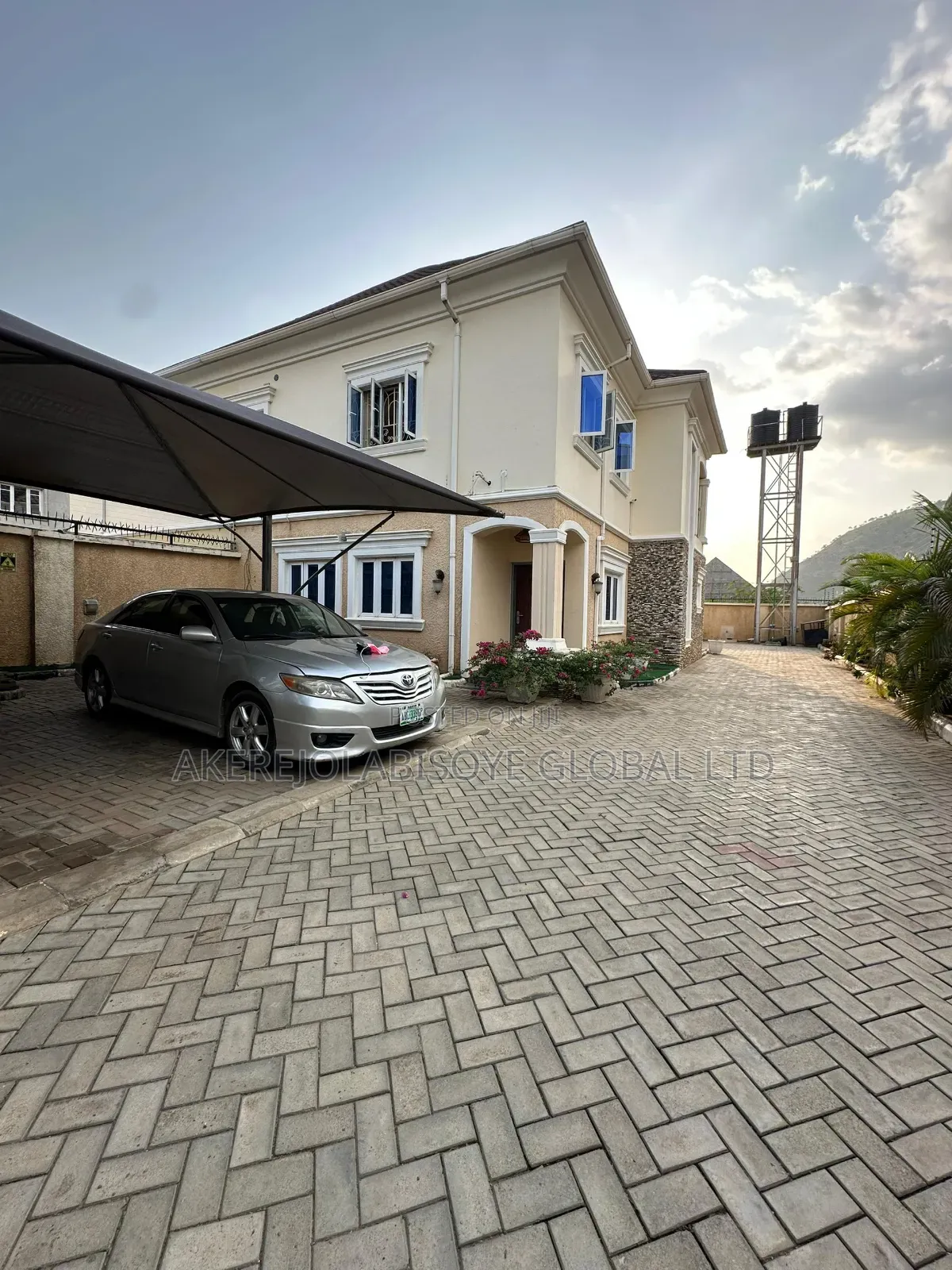 4bdrm Duplex in In An Estate, Life Camp for rent in Life Camp