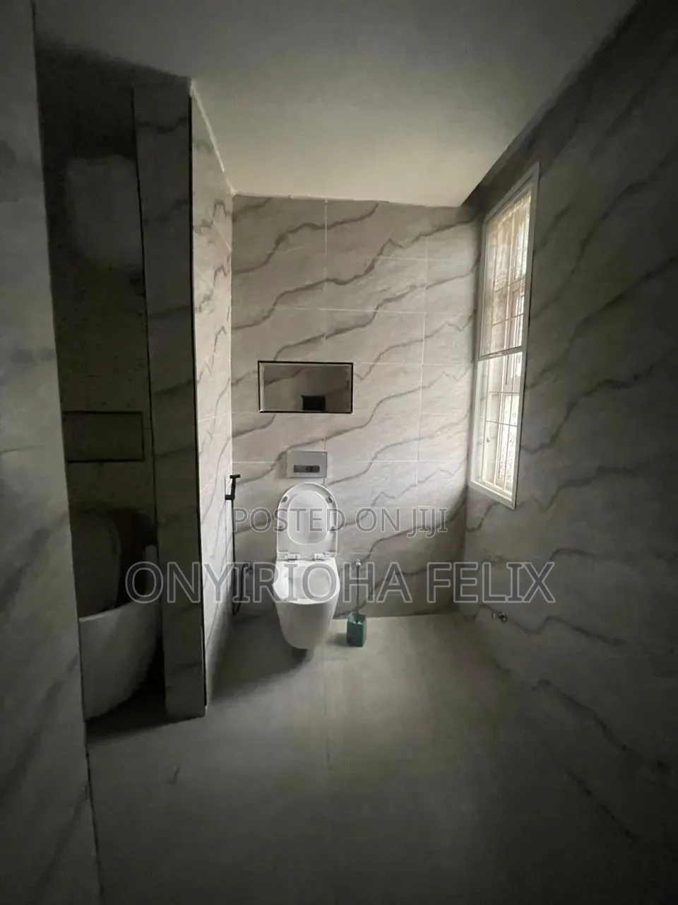 4bdrm Townhouse / Terrace in Gwarinpa Off 3Rd, Life Camp for rent in Life Camp