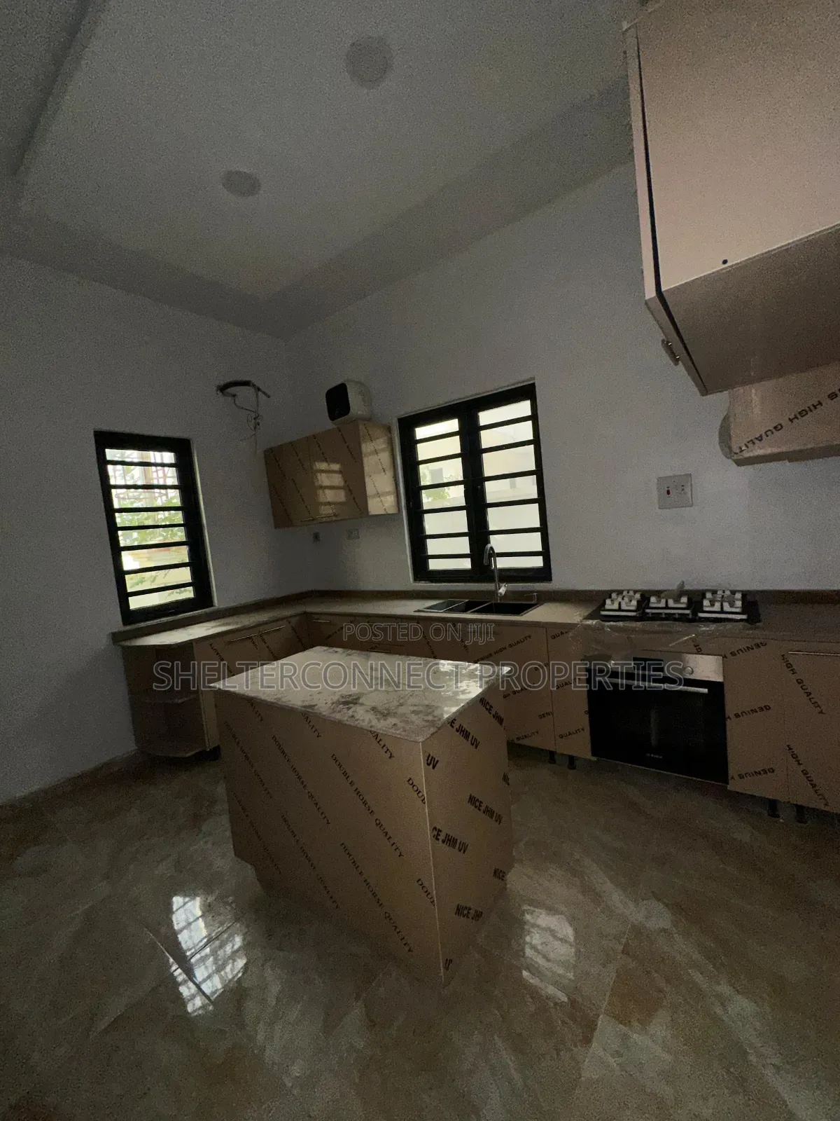 3bdrm Duplex in Lekki Expressway for sale in Lekki Expressway
