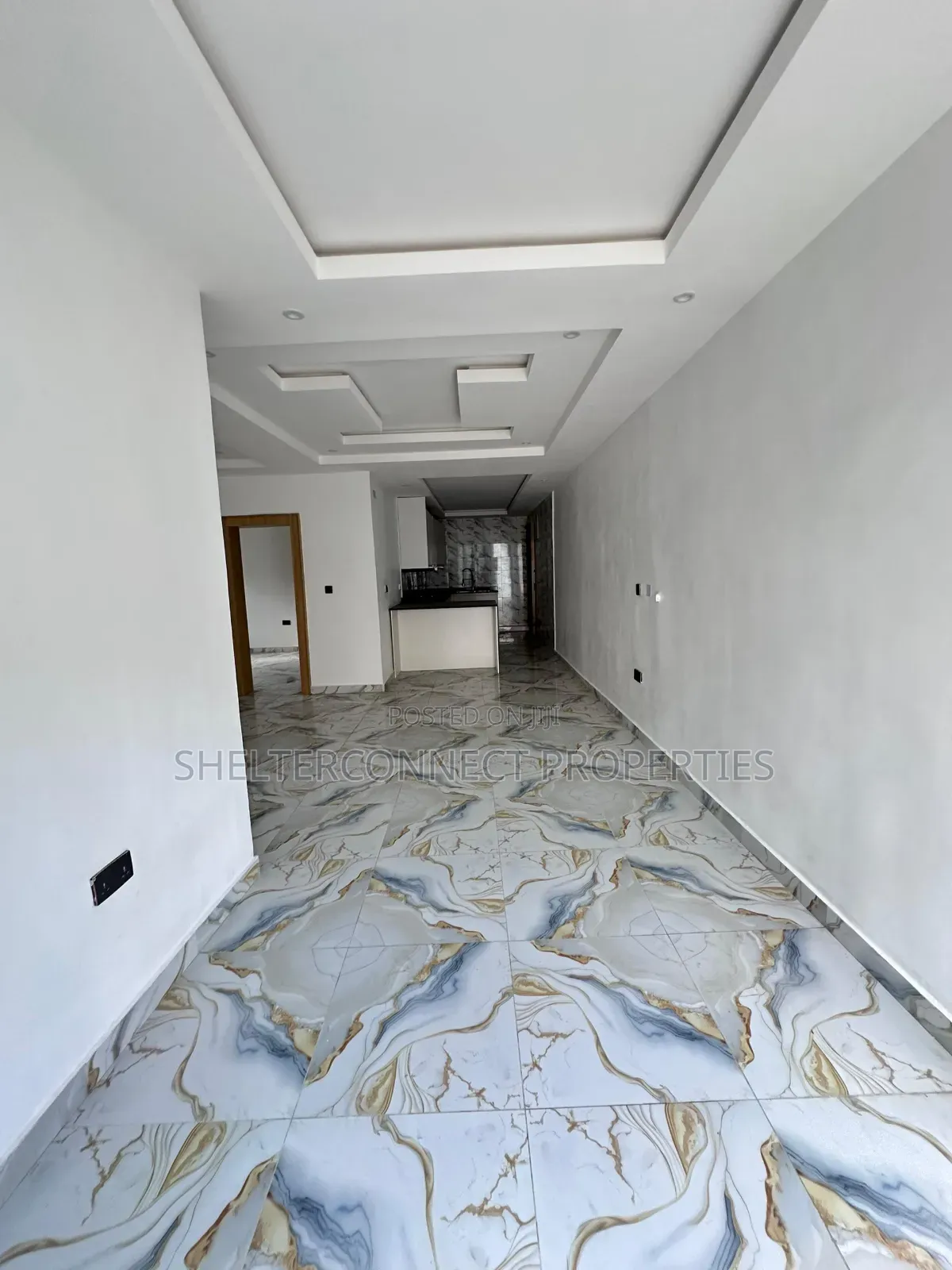 2bdrm Apartment in Lekki Expressway for sale in Lekki Expressway