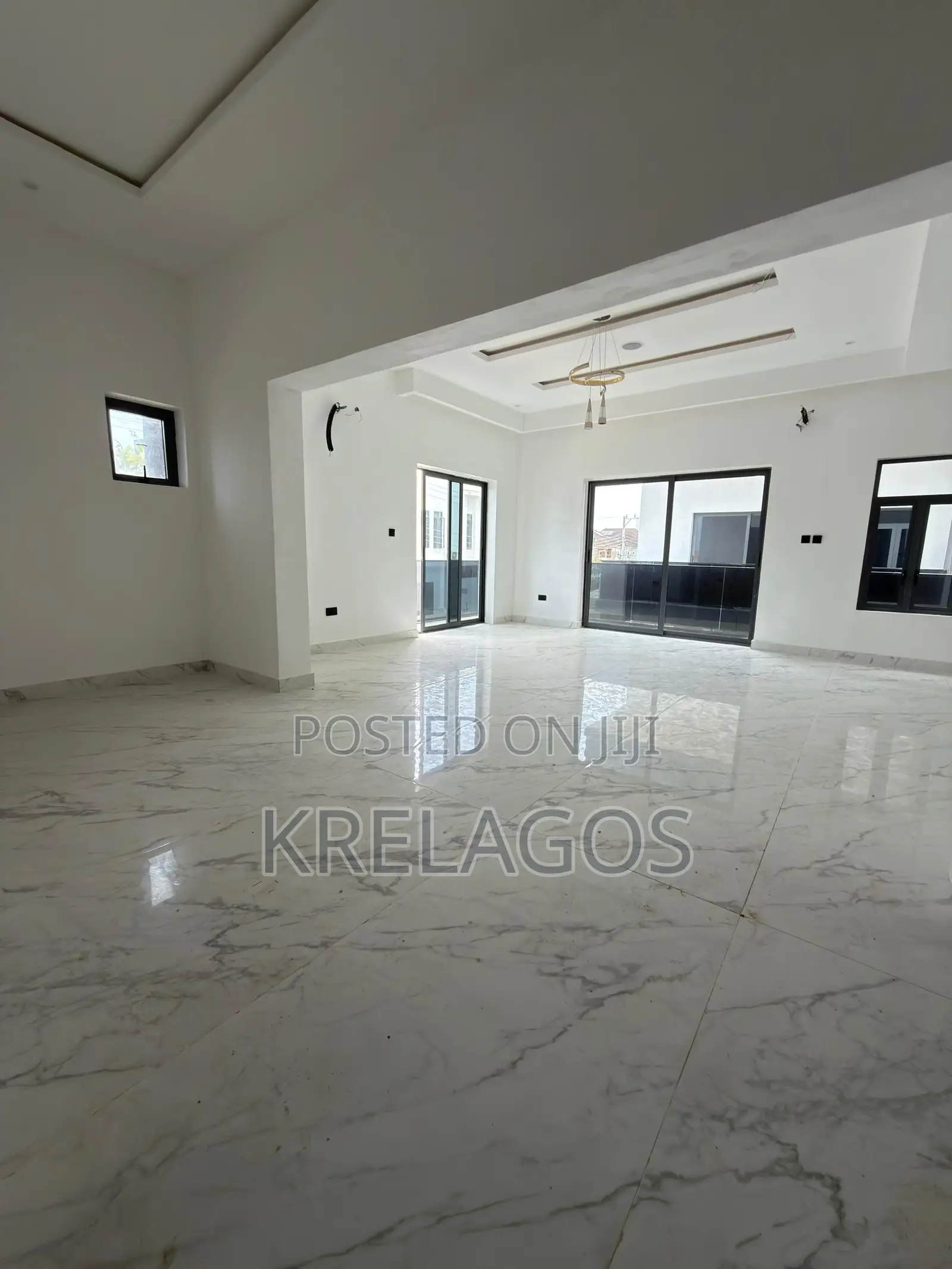 4bdrm Duplex in Ologolo for sale in Ologolo