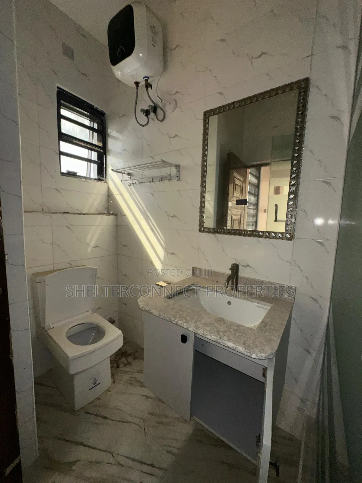 5bdrm Duplex in Lekki Expressway for sale in Lekki Expressway