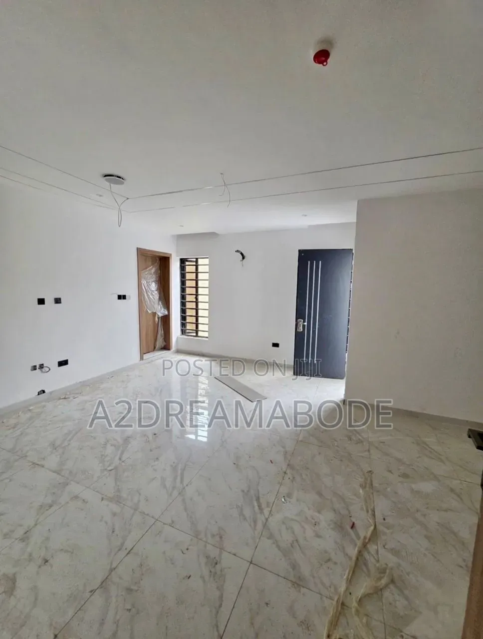 3bdrm Apartment in Ikeja for sale in Ikeja GRA
