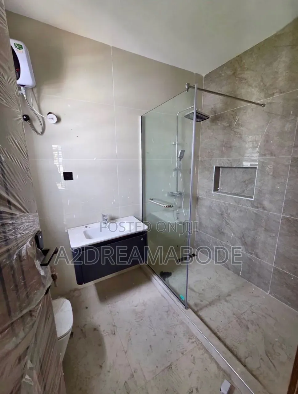 3bdrm Apartment in Ikeja for sale in Ikeja GRA