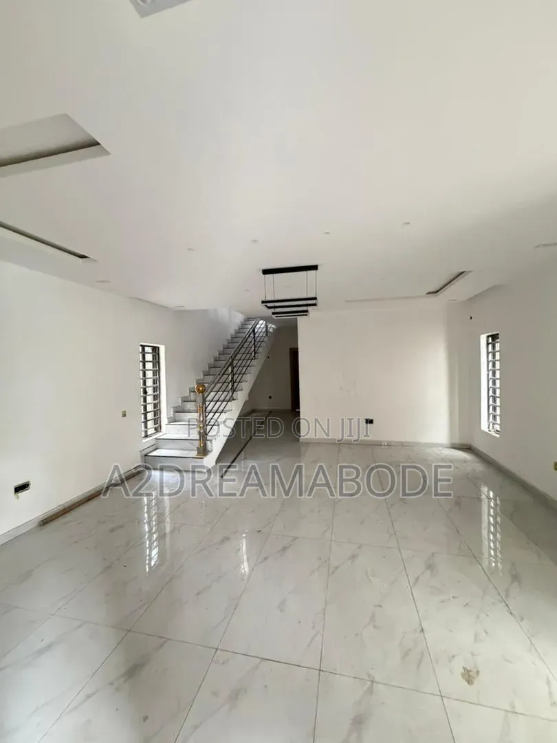 4bdrm Duplex in Fagba for sale in Fagba