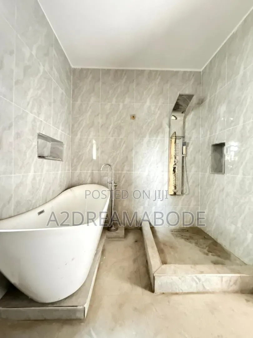 4bdrm Duplex in Fagba for sale in Fagba