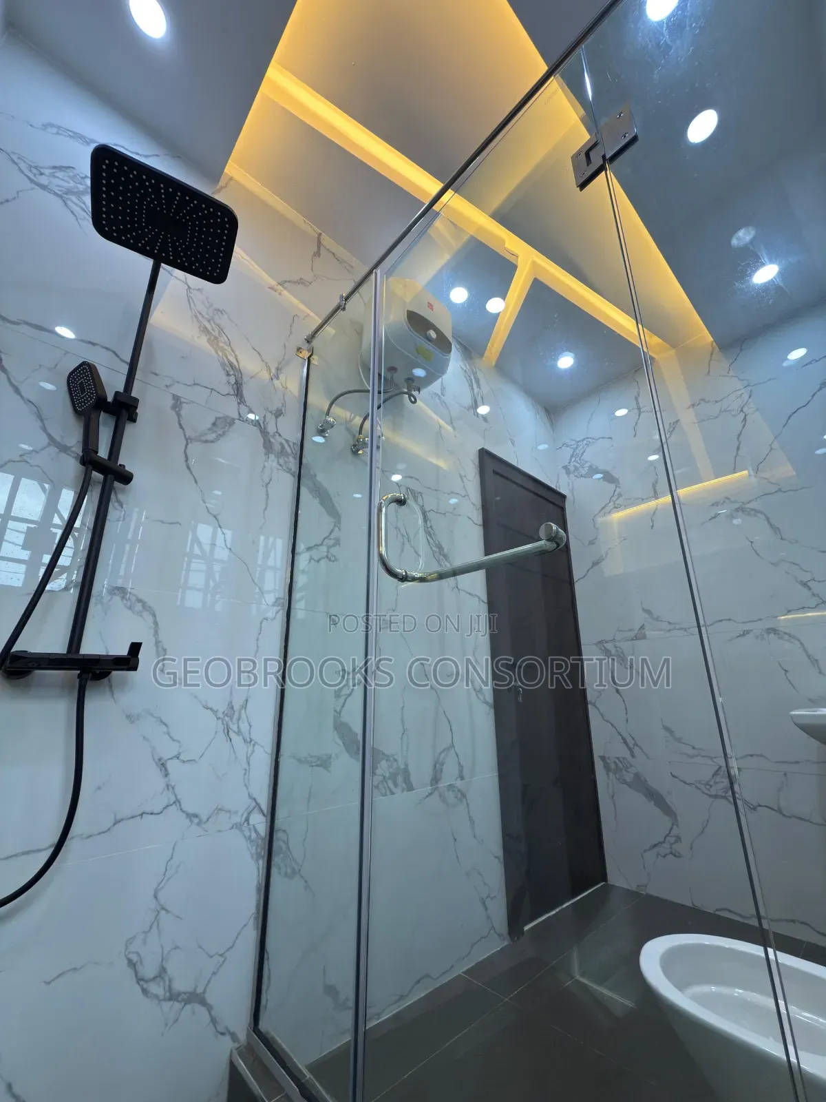 4bdrm Duplex in Legacy Estate, Akobo for rent in Akobo
