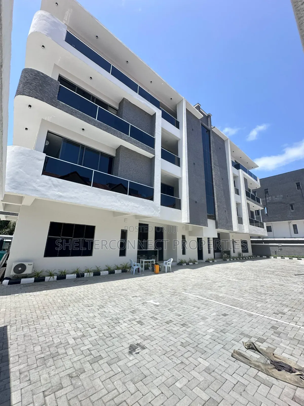 3bdrm Apartment in Lekki Phase 1 for rent in Lekki Phase 1