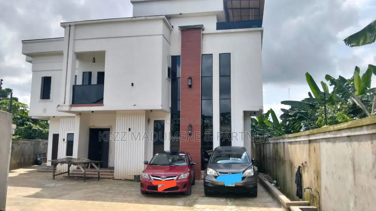 4bdrm Duplex in Eliozu Eneka Link for rent in Eneka
