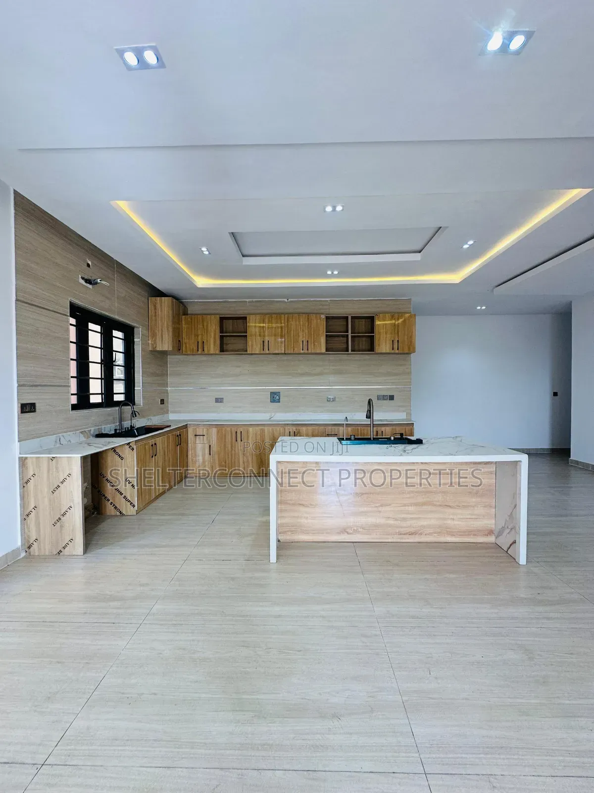 2bdrm Apartment in Chevron for rent in Chevron