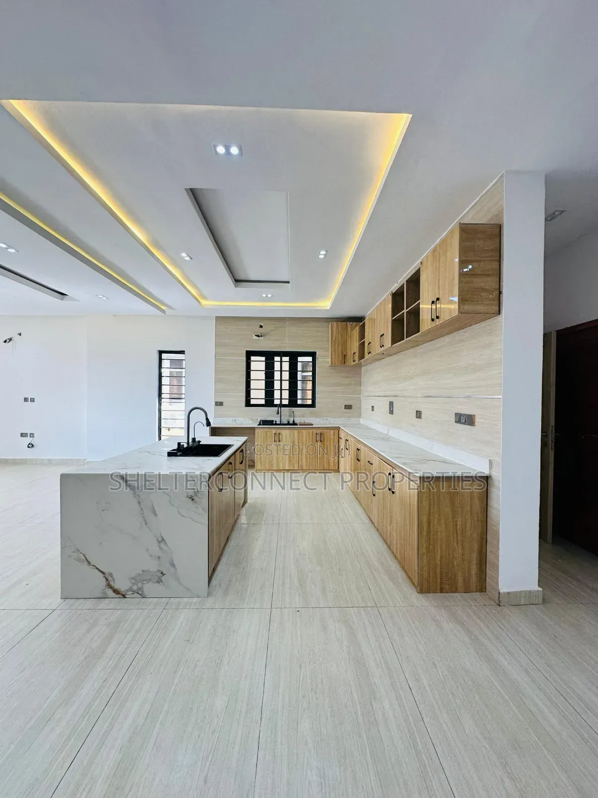 2bdrm Apartment in Chevron for rent in Chevron