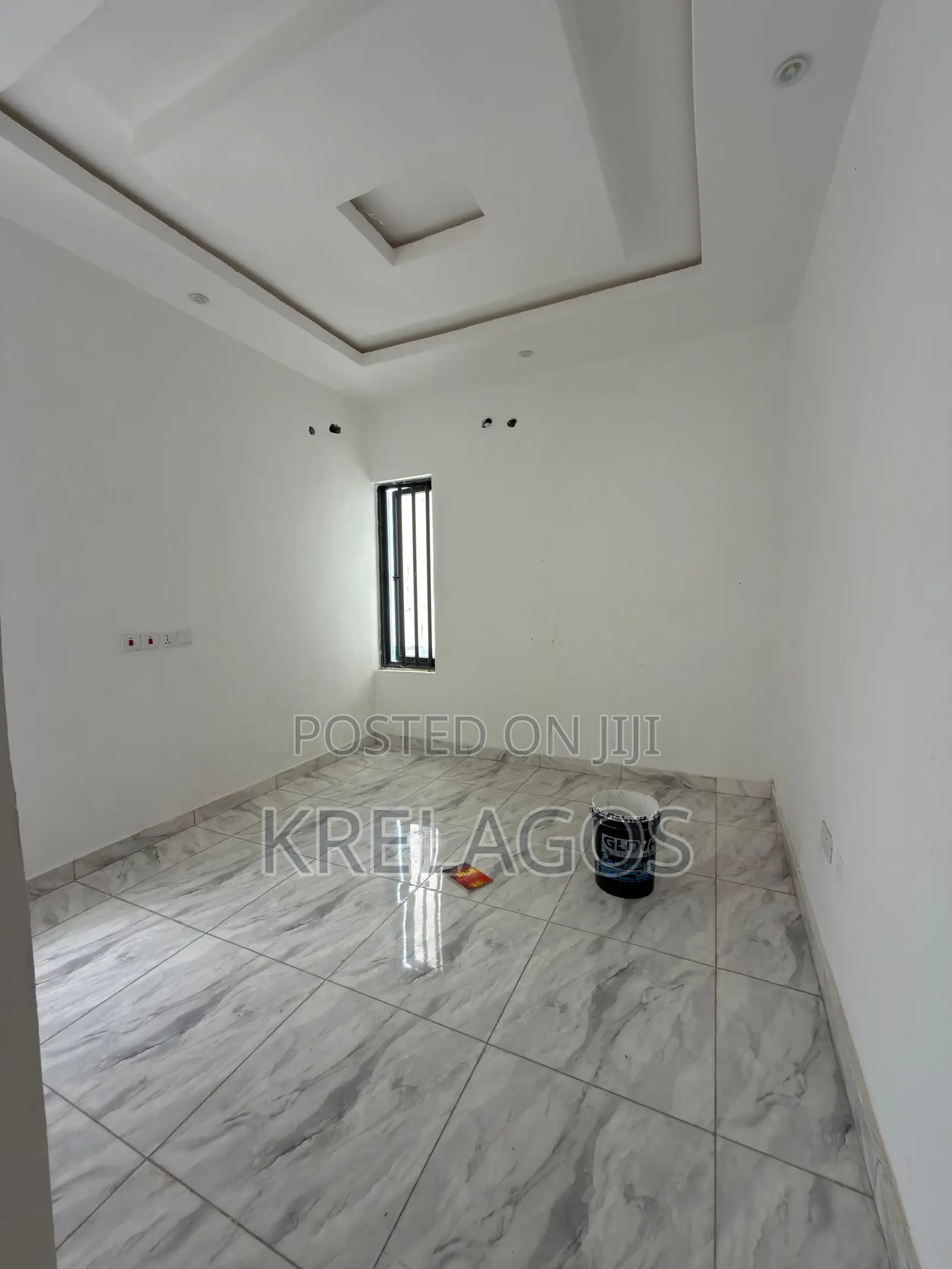 4bdrm Duplex in Ologolo for sale in Ologolo