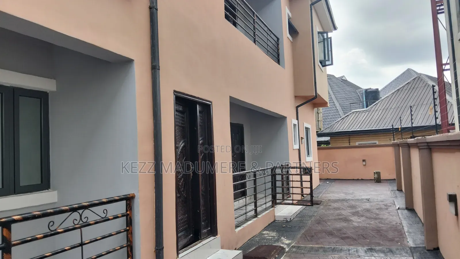 2bdrm Block of Flats in Eliozu Eneka Link for rent in Eneka