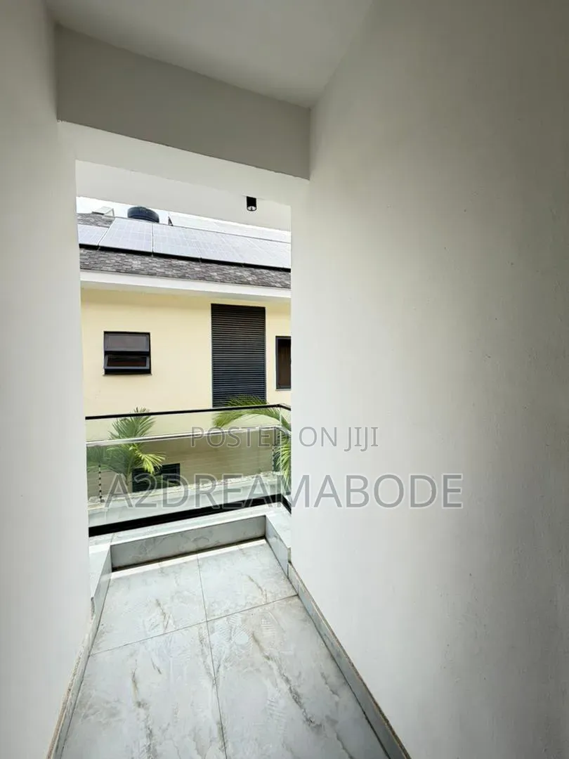 6bdrm Duplex in Ikeja Gra for sale in Ikeja GRA