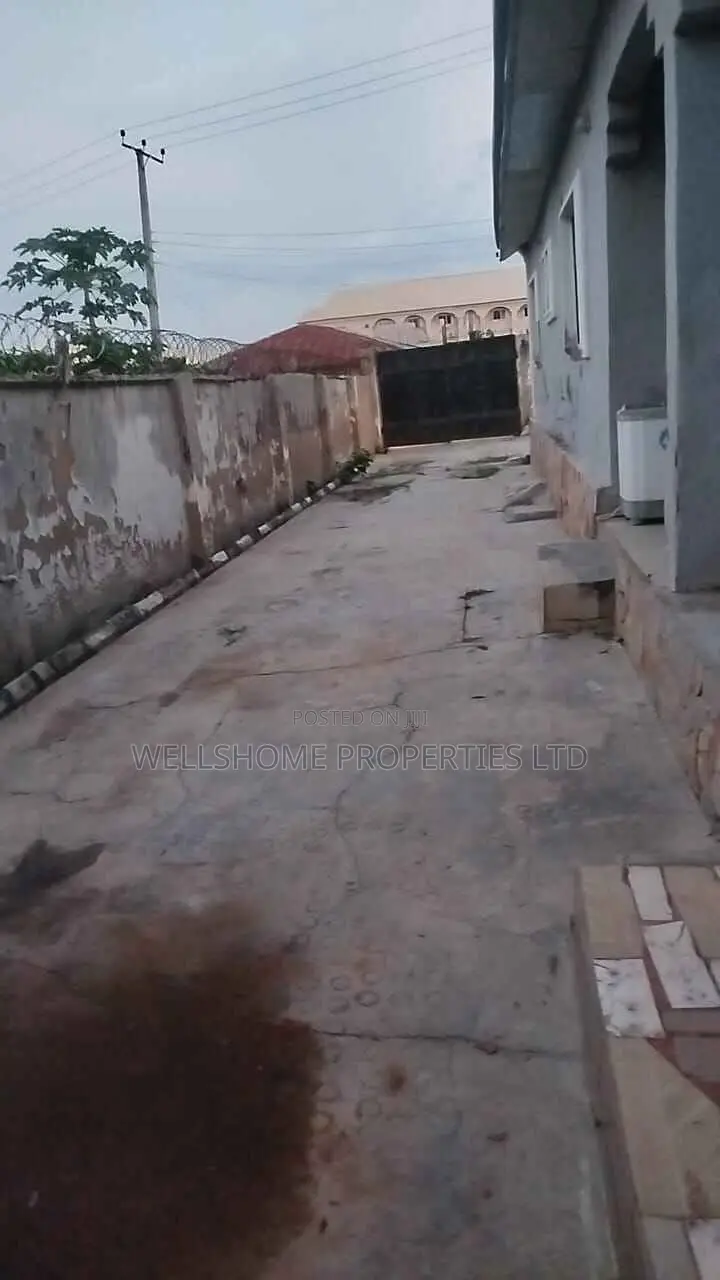 5bdrm Bungalow in Osogbo for sale in Osogbo