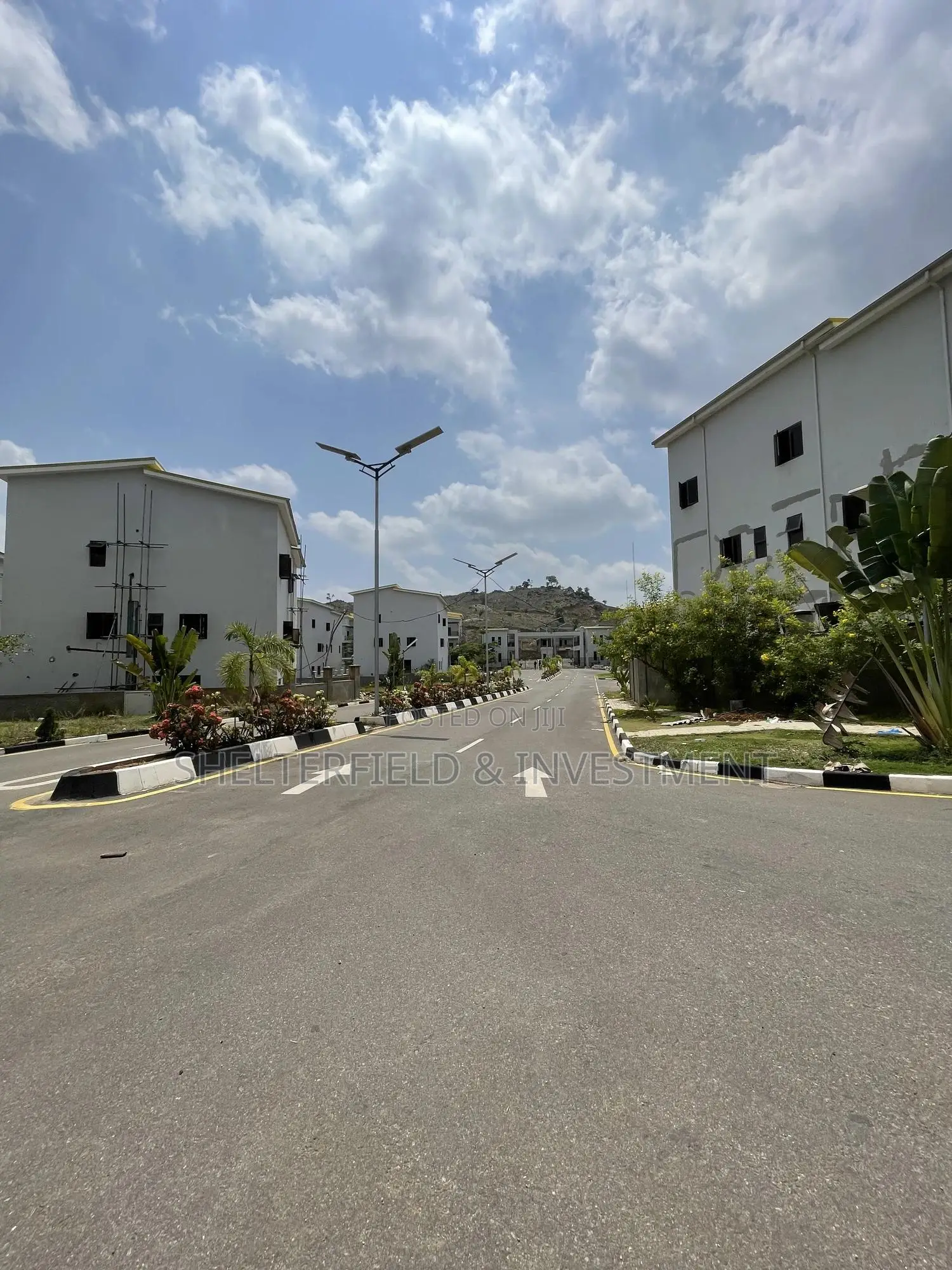 3bdrm Block of Flats in Cosgrove Smart Home for sale in Katampe (Main)
