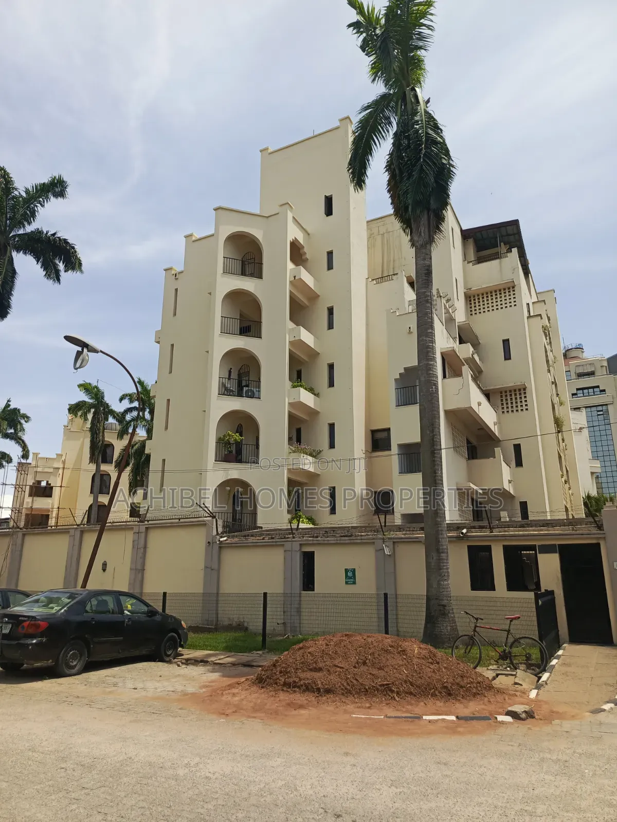 3bdrm Maisonette in Off Adeola Odeku for rent in Adeola Odeku