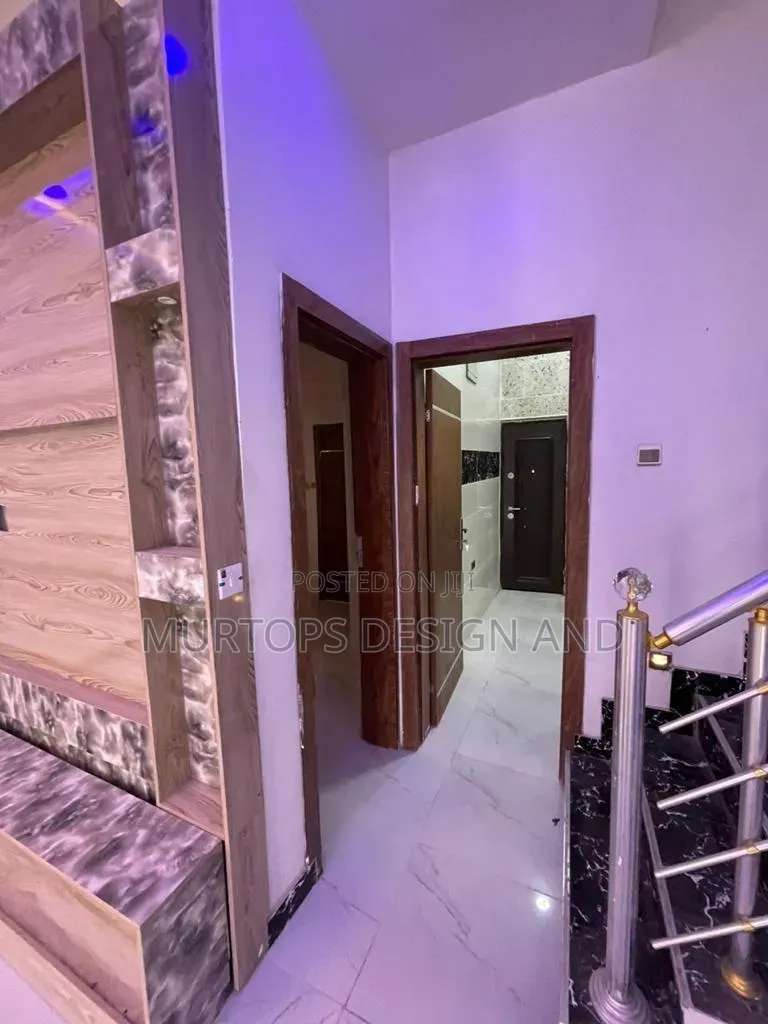 4bdrm Townhouse/Terrace in Lekki Phase 2 for sale in Lekki Phase 2