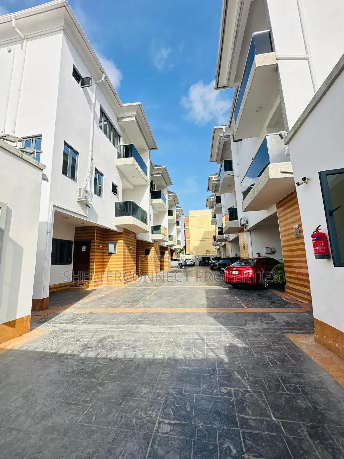 4bdrm Duplex in Ikate for rent in Ikate