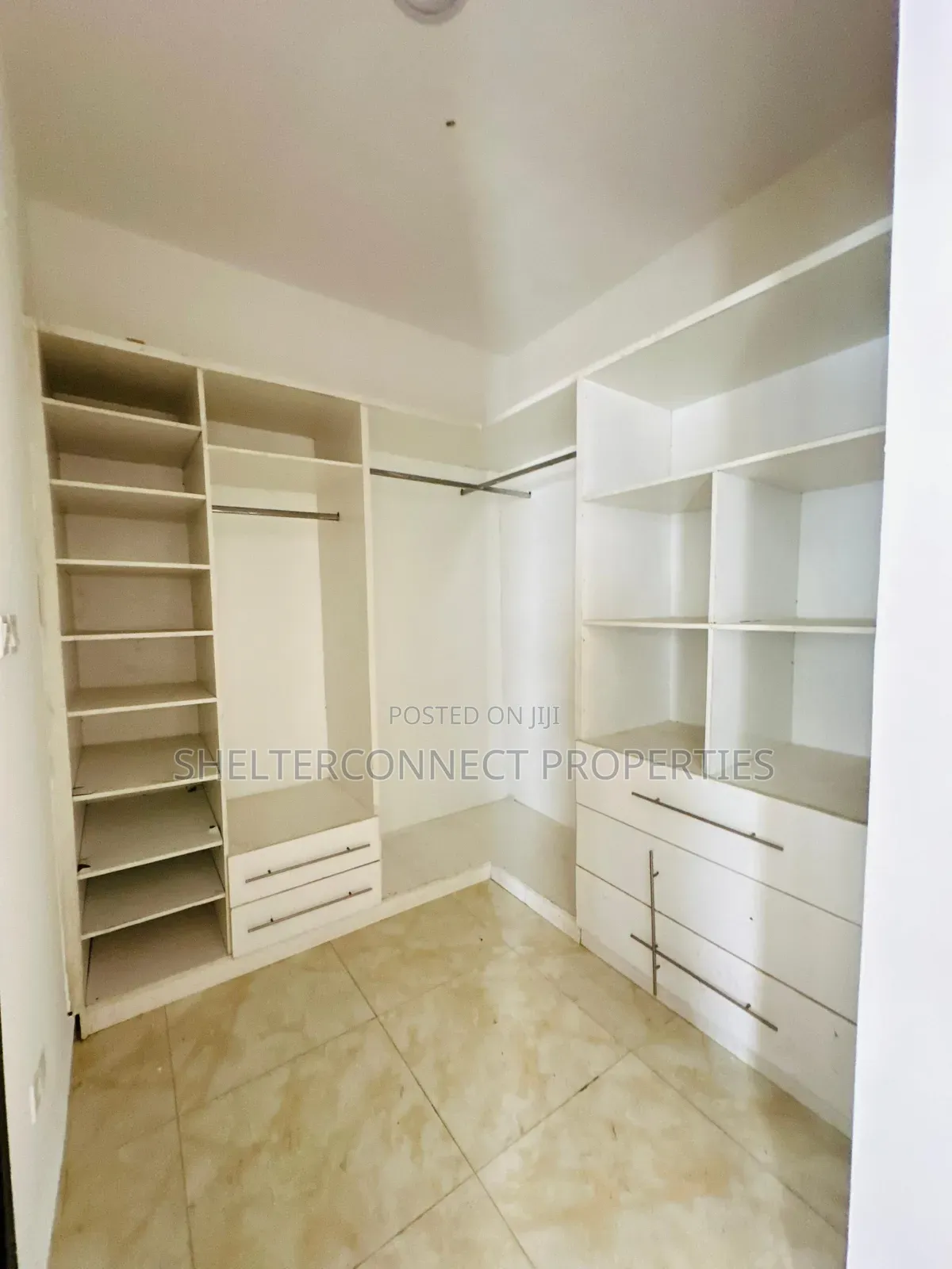 4bdrm Duplex in Ikate for rent in Ikate
