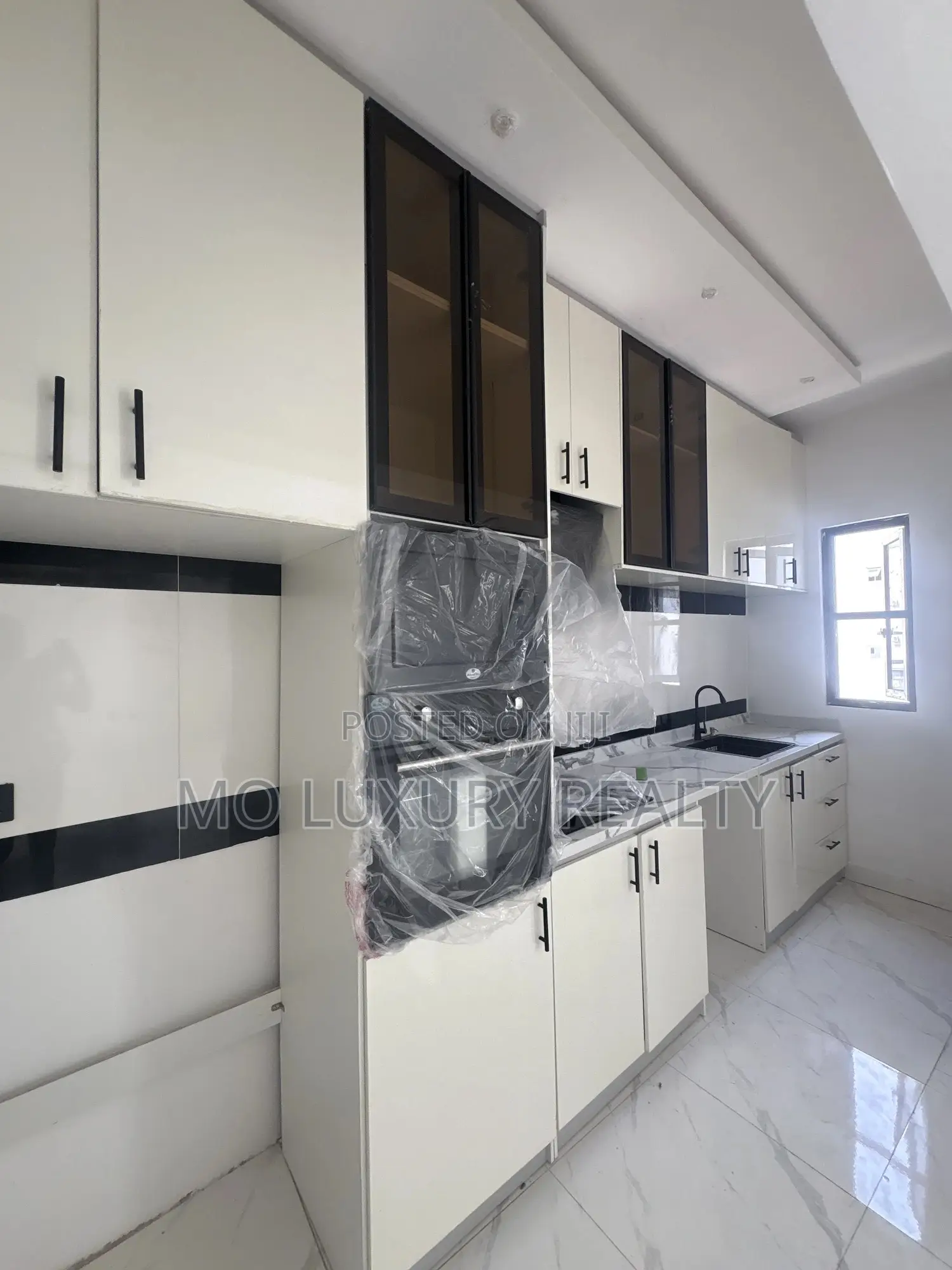 2bdrm Apartment in Ikate for sale in Ikate