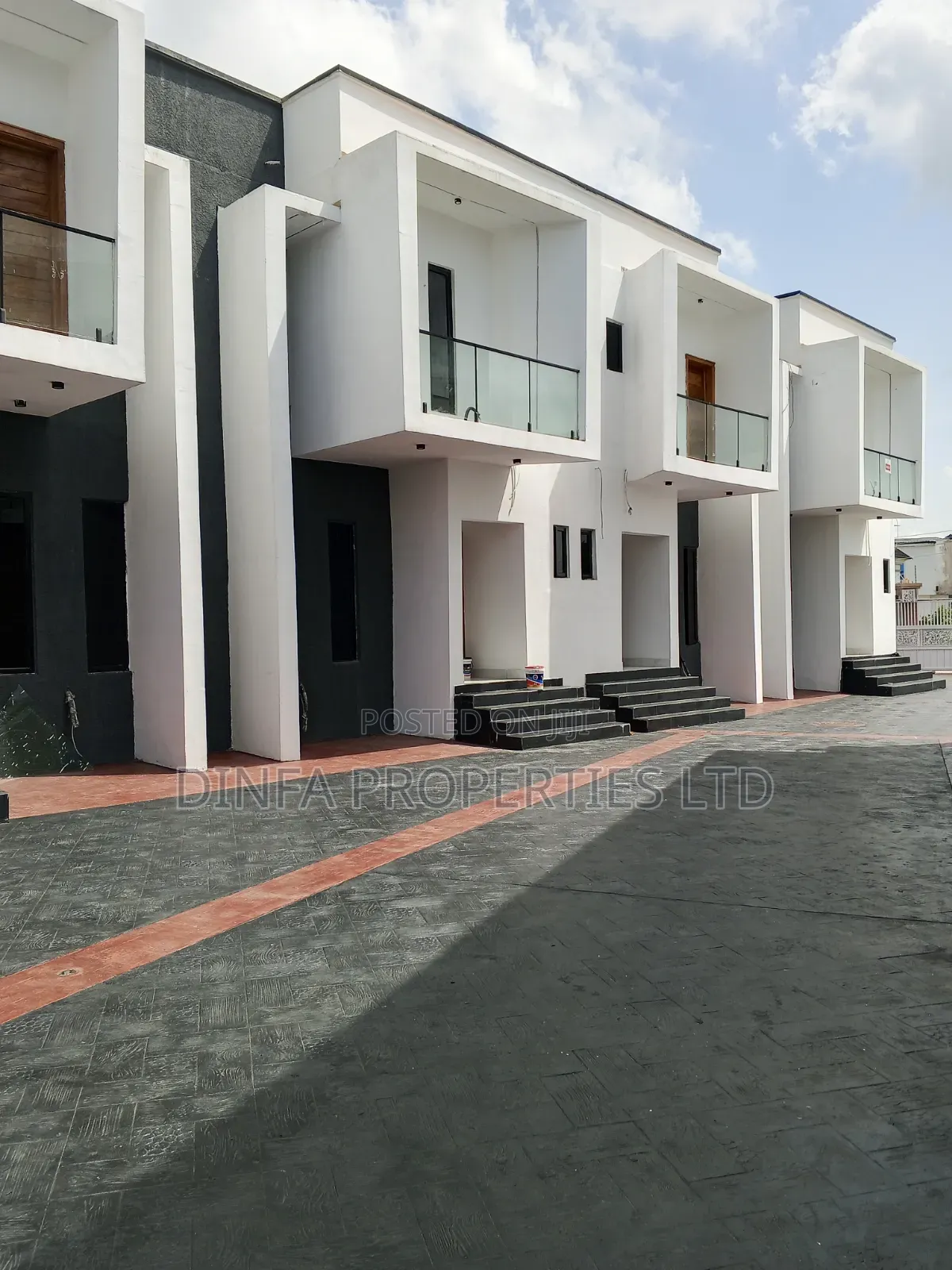 3bdrm Duplex in Thomas Estate Ajah for sale in Thomas Estate