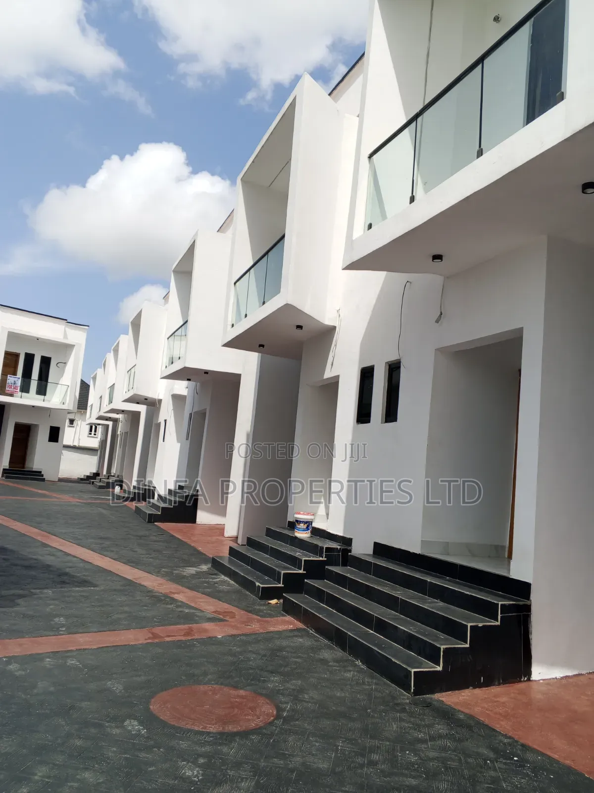 3bdrm Duplex in Thomas Estate Ajah for sale in Thomas Estate