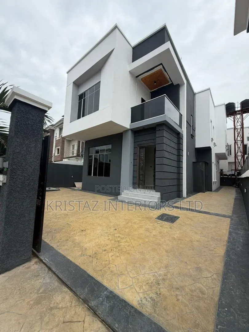 4bdrm Duplex in Osapa london for sale in Osapa london