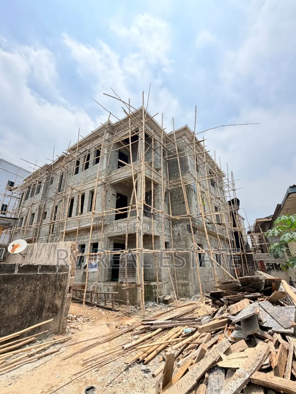 3bdrm Apartment in Opebi for sale in Opebi