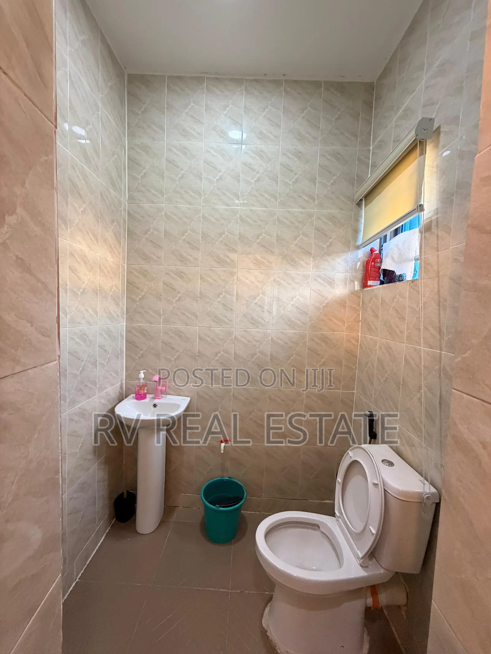 1bdrm Apartment in Yaba for sale in Yaba