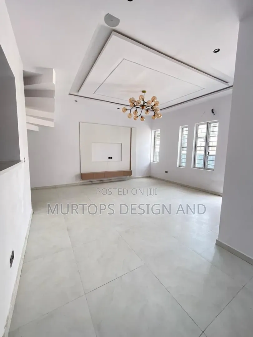 4bdrm Duplex in Ikota Gra for rent in Ikota