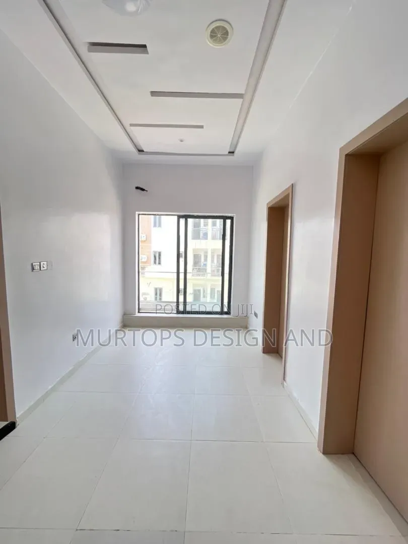 4bdrm Duplex in Ikota Gra for rent in Ikota