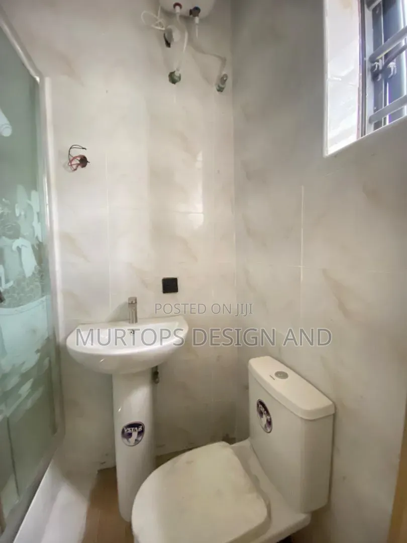 2bdrm Apartment in Crown Estate for sale in Crown Estate