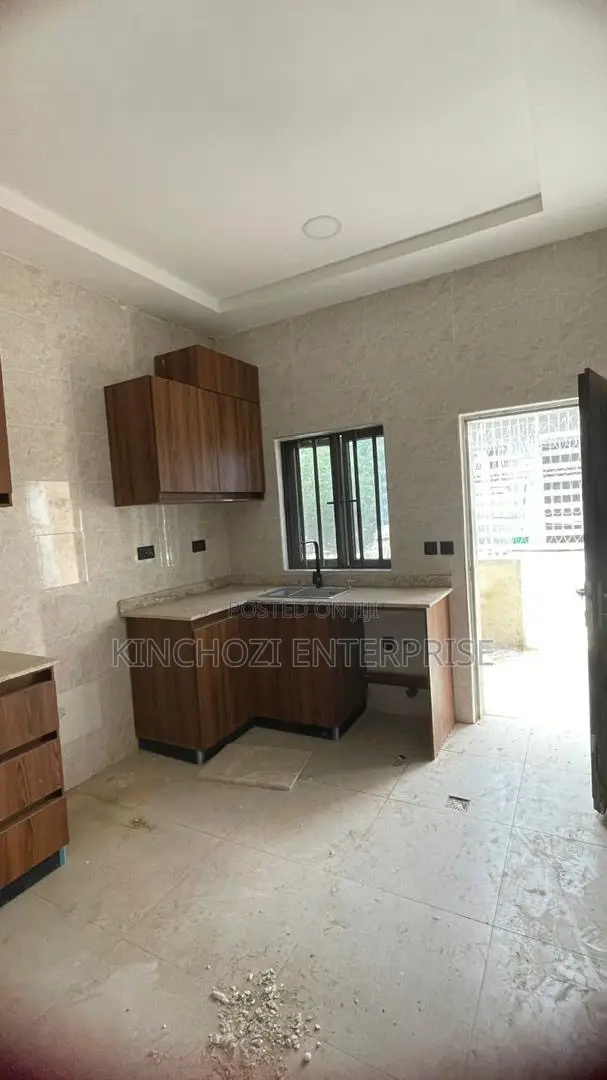 3bdrm Duplex in Apo, Zone B for rent in Zone B