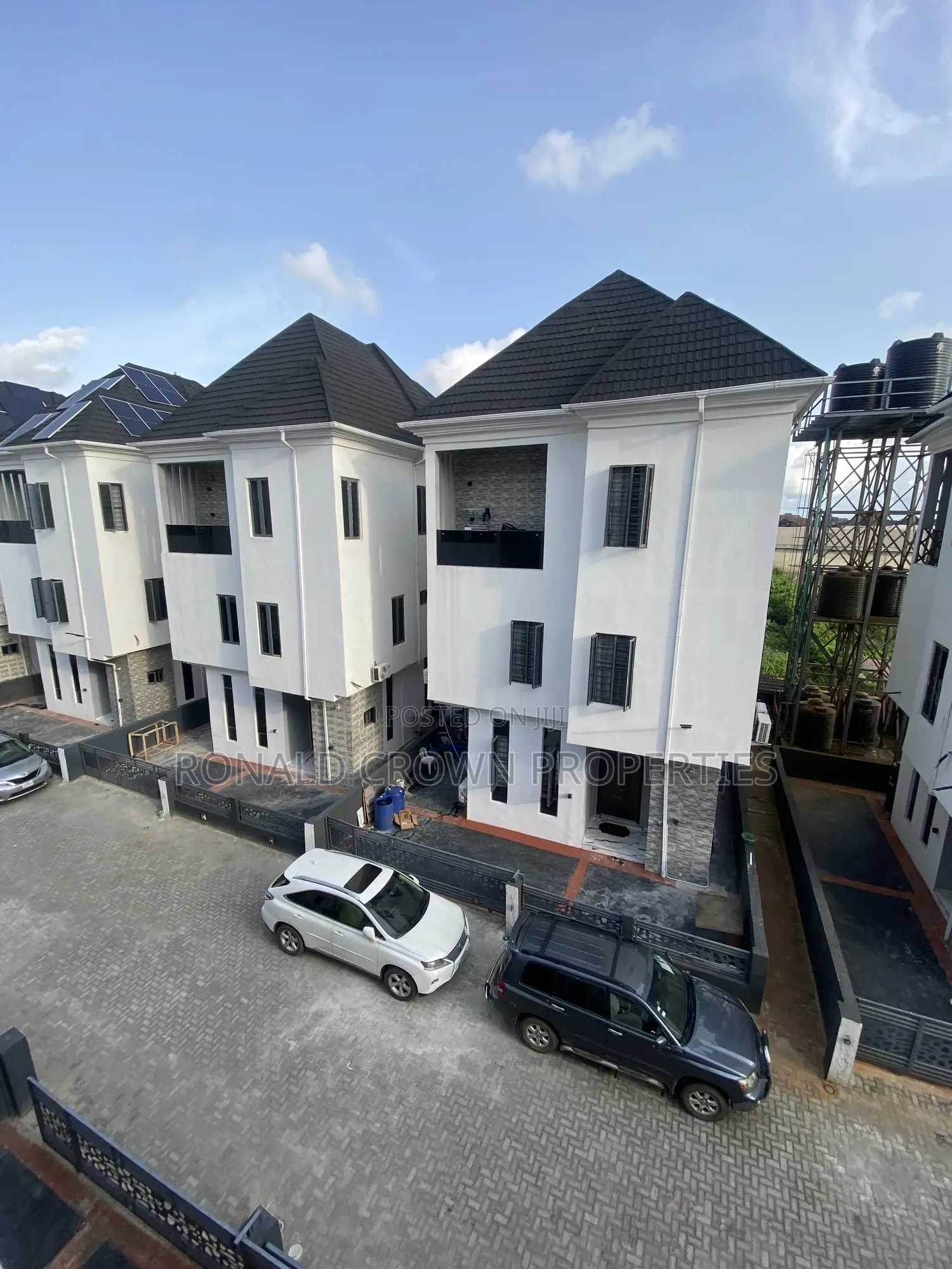 5bdrm Duplex in Ago Palace for rent in Ago Palace