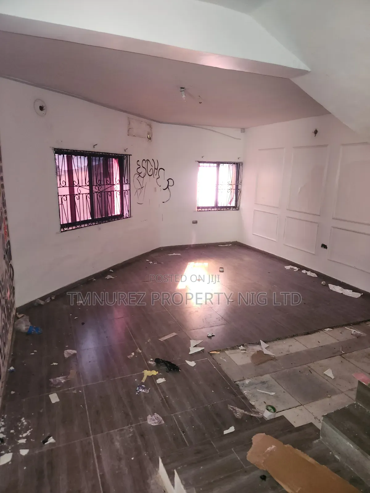 3bedroom for Rent for Comercial Purpose Lekki Phase1 in Lekki Phase 1
