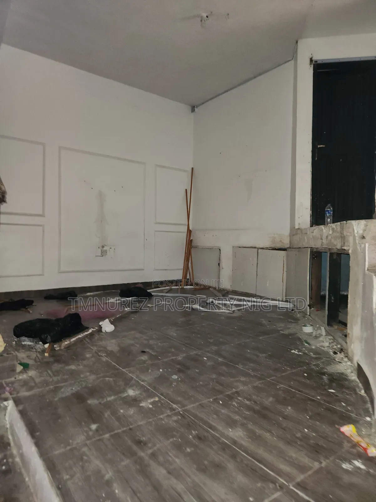 3bedroom for Rent for Comercial Purpose Lekki Phase1 in Lekki Phase 1
