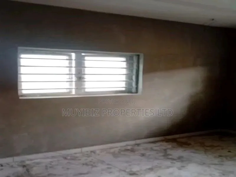 1bdrm Room & Parlour in Ajeigbe, Rind Road for rent in Rind Road