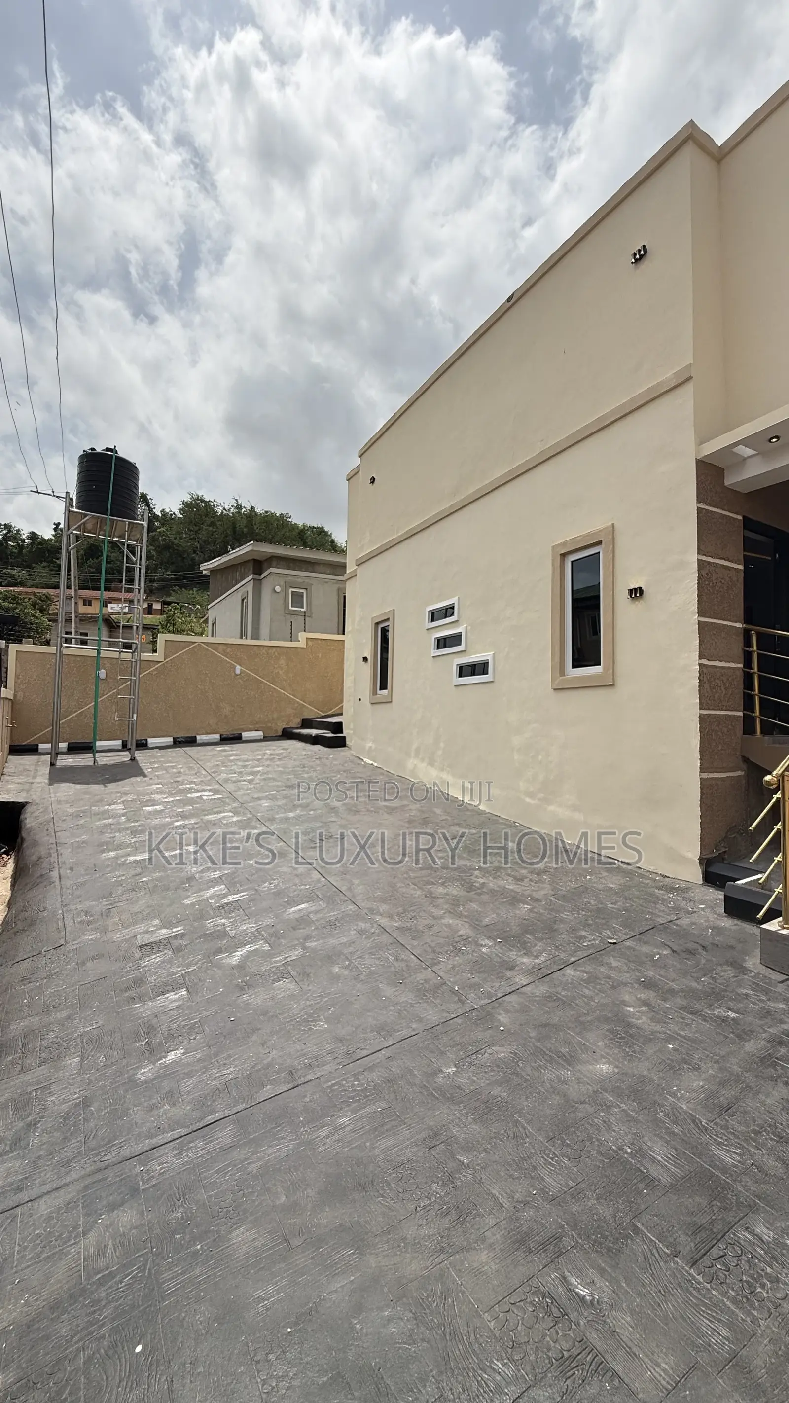 3bdrm Bungalow in Eleyele for sale in Eleyele