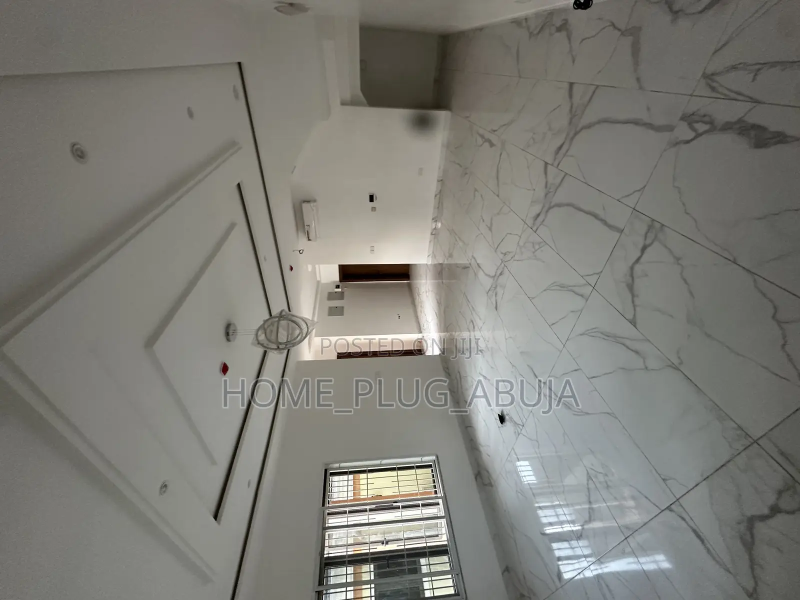 3bdrm Duplex in Larix Estate Idu for rent in Idu