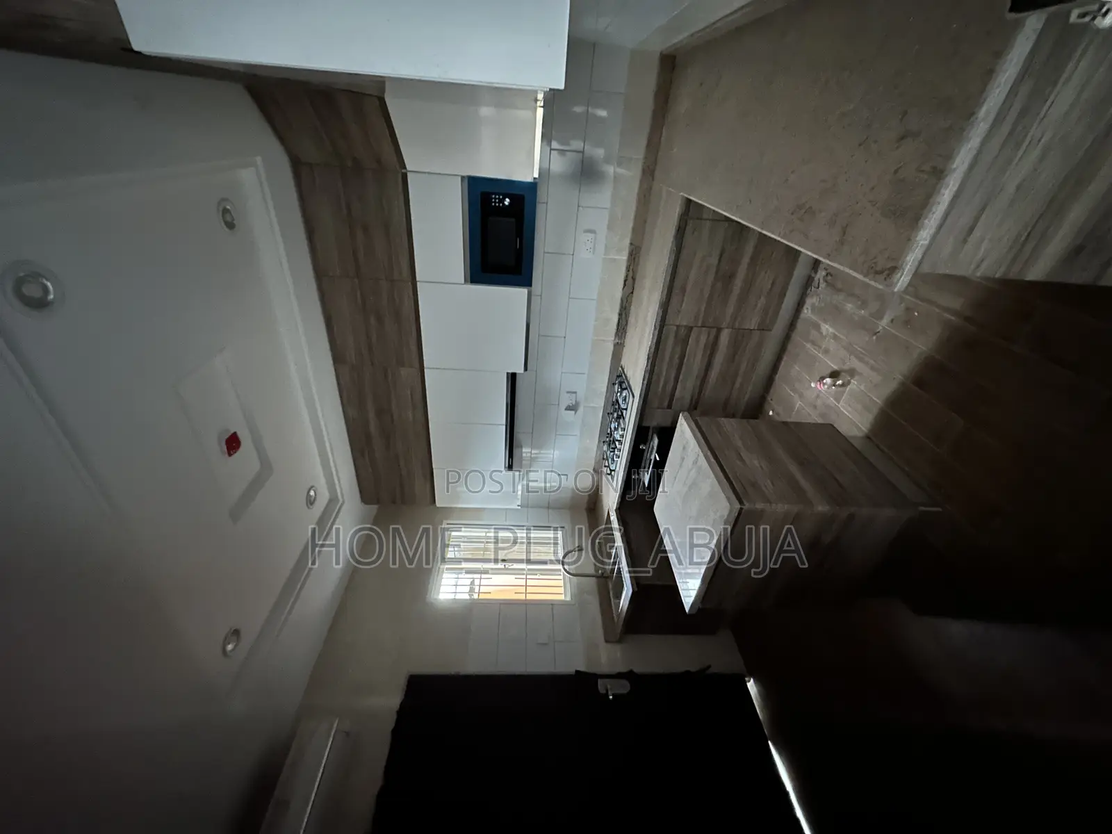 3bdrm Duplex in Larix Estate Idu for rent in Idu