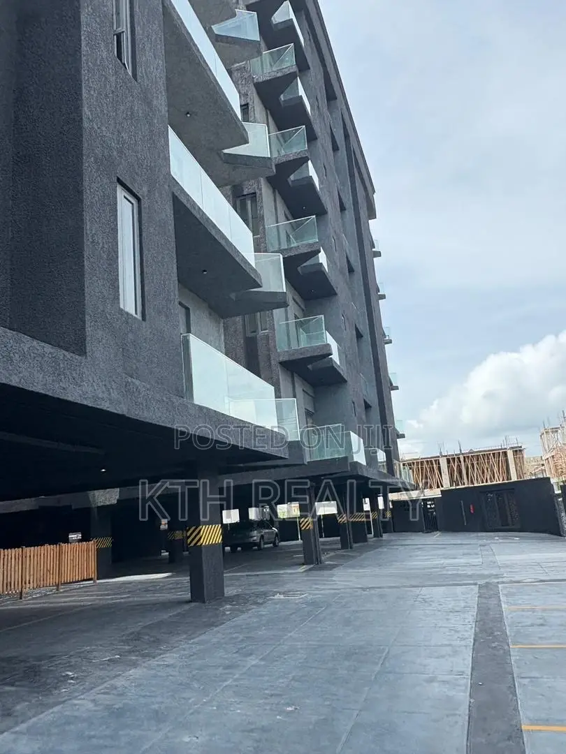 3bdrm Apartment in Ikate, Lekki Phase 1 for rent in Lekki Phase 1