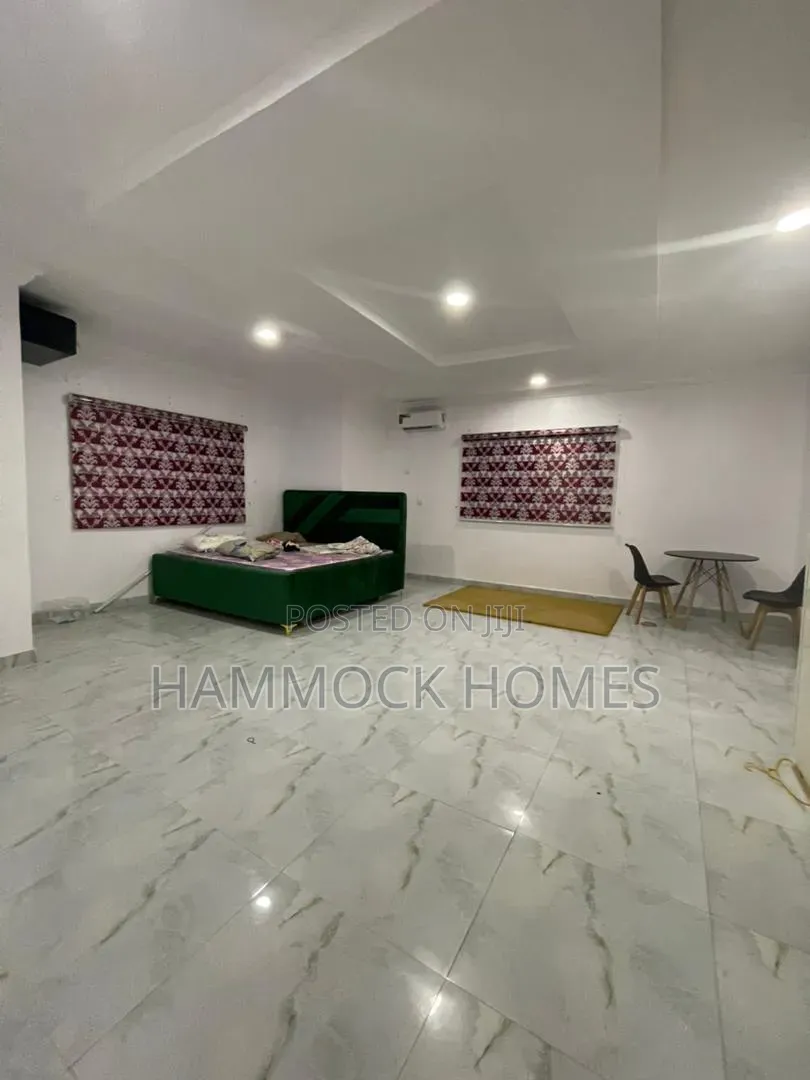 4bdrm Duplex in Jericho for rent in Jericho