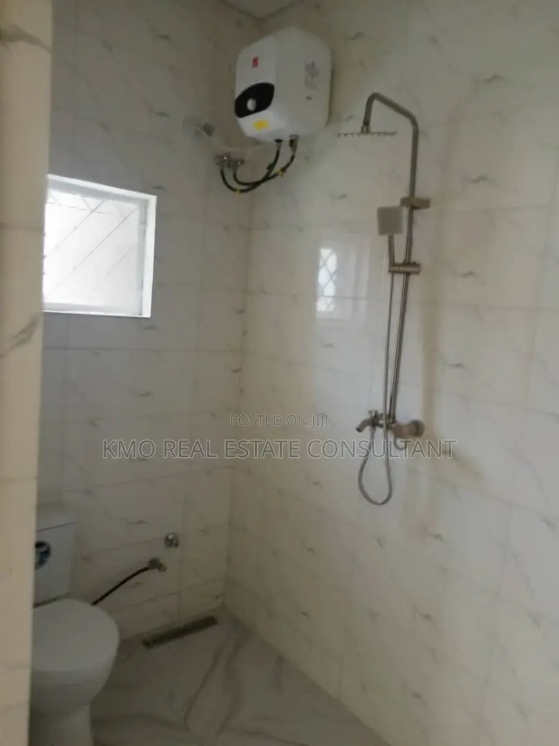 4bdrm Duplex in Lugbe District for rent in Lugbe District