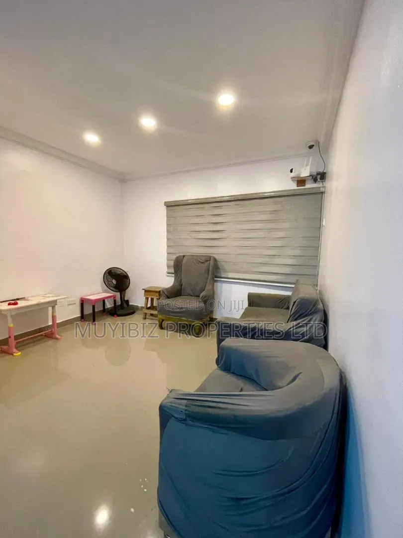 4bdrm Duplex in Jericho Gra for rent in Jericho
