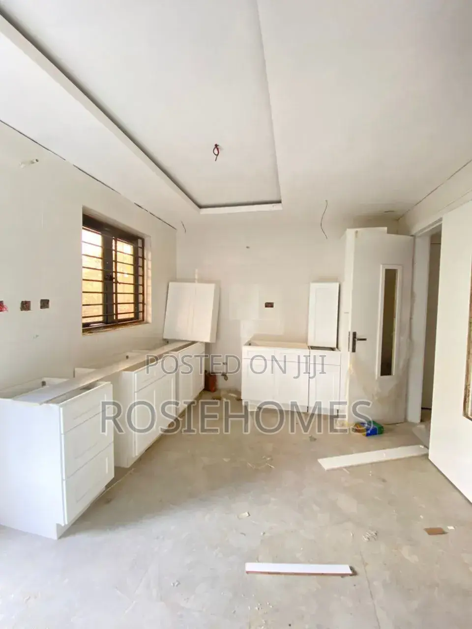7bdrm Duplex in Diamond Estate, Ikeja GRA for sale in Ikeja GRA