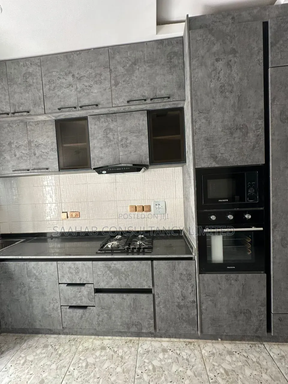 4bdrm Townhouse/Terrace In Life-camp For Sale in Life Camp
