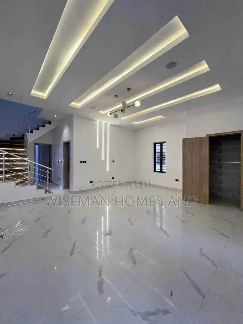 4bdrm Duplex in Idado Lekki Eti-Osa for rent in Idado